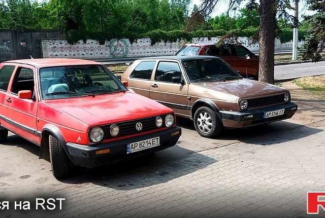 Красный Фольксваген Гольф, объемом двигателя 1.6 л и пробегом 230 тыс. км за 1200 $, фото 1 на Automoto.ua