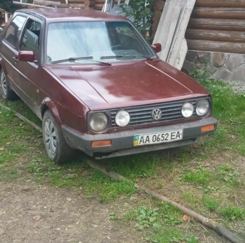 Красный Фольксваген Гольф, объемом двигателя 0 л и пробегом 298 тыс. км за 400 $, фото 1 на Automoto.ua