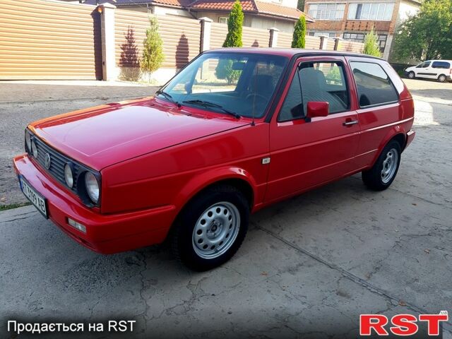 Червоний Фольксваген Гольф, об'ємом двигуна 1.8 л та пробігом 200 тис. км за 799 $, фото 1 на Automoto.ua