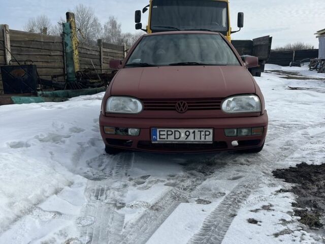 Красный Фольксваген Гольф, объемом двигателя 1.9 л и пробегом 2 тыс. км за 1100 $, фото 1 на Automoto.ua
