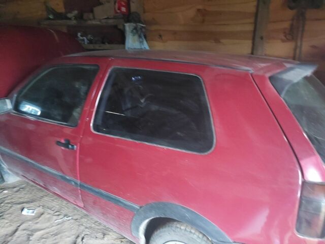 Красный Фольксваген Гольф, объемом двигателя 1.4 л и пробегом 170 тыс. км за 1200 $, фото 1 на Automoto.ua