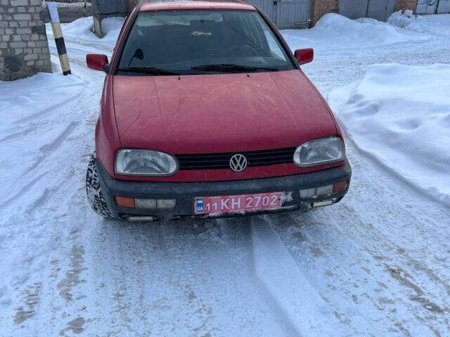 Красный Фольксваген Гольф, объемом двигателя 1.4 л и пробегом 1000 тыс. км за 971 $, фото 1 на Automoto.ua