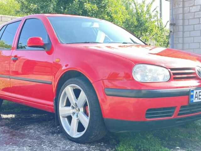 Красный Фольксваген Гольф, объемом двигателя 1.4 л и пробегом 2 тыс. км за 3500 $, фото 1 на Automoto.ua