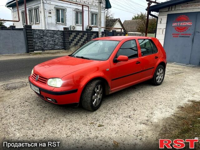 Червоний Фольксваген Гольф, об'ємом двигуна 1.6 л та пробігом 128 тис. км за 3200 $, фото 1 на Automoto.ua