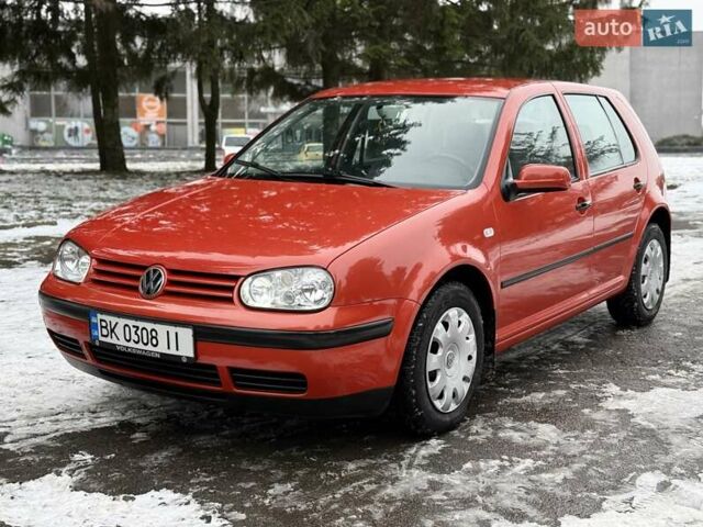 Червоний Фольксваген Гольф, об'ємом двигуна 1.6 л та пробігом 184 тис. км за 4100 $, фото 1 на Automoto.ua