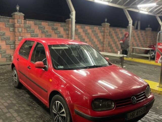 Червоний Фольксваген Гольф, об'ємом двигуна 1.6 л та пробігом 250 тис. км за 1350 $, фото 1 на Automoto.ua