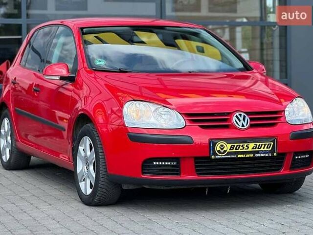 Красный Фольксваген Гольф, объемом двигателя 1.39 л и пробегом 198 тыс. км за 6300 $, фото 1 на Automoto.ua