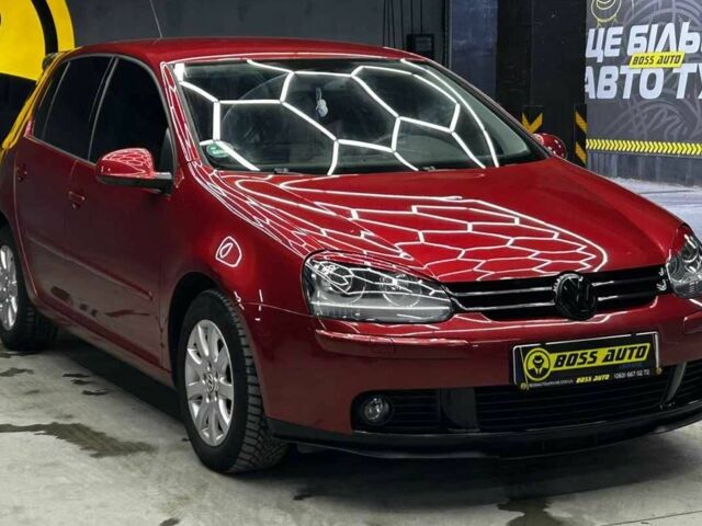 Червоний Фольксваген Гольф, об'ємом двигуна 1.6 л та пробігом 288 тис. км за 6600 $, фото 1 на Automoto.ua