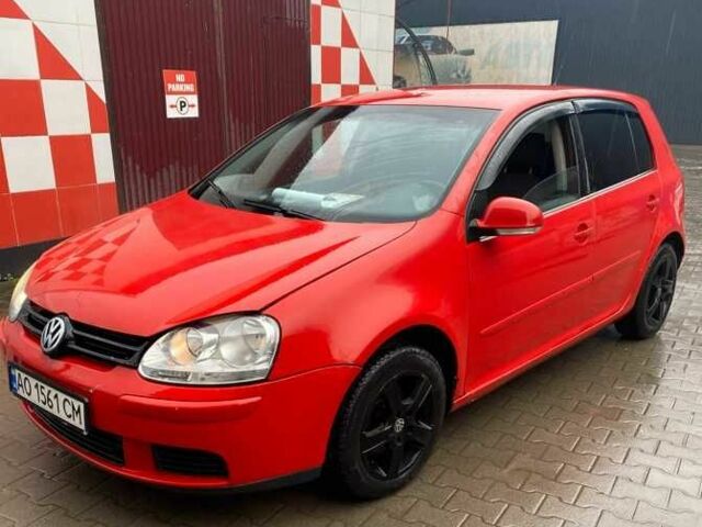 Красный Фольксваген Гольф, объемом двигателя 2 л и пробегом 287 тыс. км за 3850 $, фото 1 на Automoto.ua