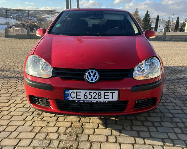 Червоний Фольксваген Гольф, об'ємом двигуна 1.6 л та пробігом 290 тис. км за 6100 $, фото 1 на Automoto.ua