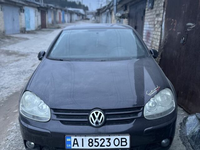 Червоний Фольксваген Гольф, об'ємом двигуна 1.4 л та пробігом 260 тис. км за 3500 $, фото 1 на Automoto.ua