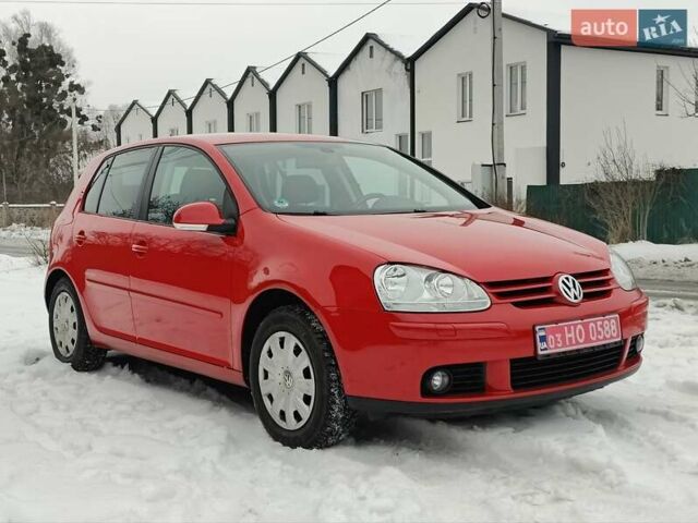 Червоний Фольксваген Гольф, об'ємом двигуна 1.6 л та пробігом 184 тис. км за 6350 $, фото 1 на Automoto.ua