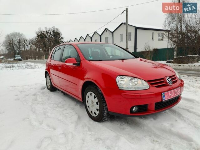 Червоний Фольксваген Гольф, об'ємом двигуна 1.6 л та пробігом 184 тис. км за 6350 $, фото 1 на Automoto.ua