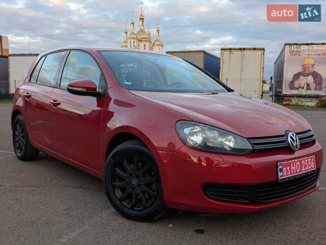 Красный Фольксваген Гольф, объемом двигателя 1.39 л и пробегом 186 тыс. км за 7500 $, фото 1 на Automoto.ua