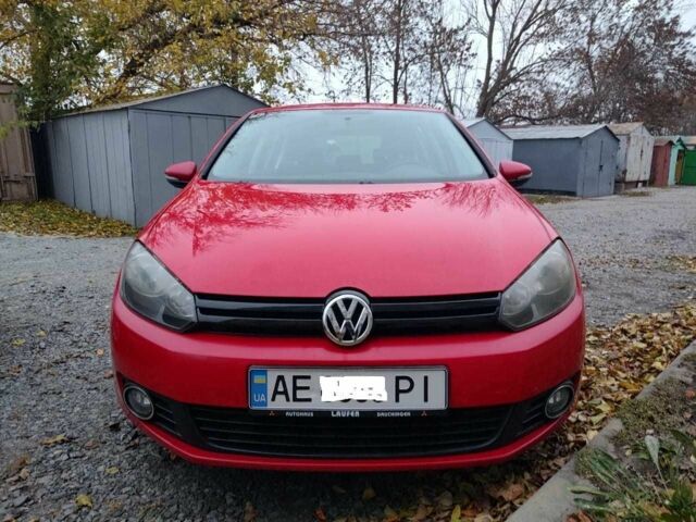 Червоний Фольксваген Гольф, об'ємом двигуна 1.2 л та пробігом 200 тис. км за 5950 $, фото 1 на Automoto.ua