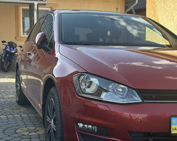 Фольксваген Гольф 2014 в Черновцах на Automoto.ua Красный Фольксваген Гольф, объемом двигателя 1.97 л и пробегом 169 тыс. км за 15300 $, фото 1 на Automoto.ua