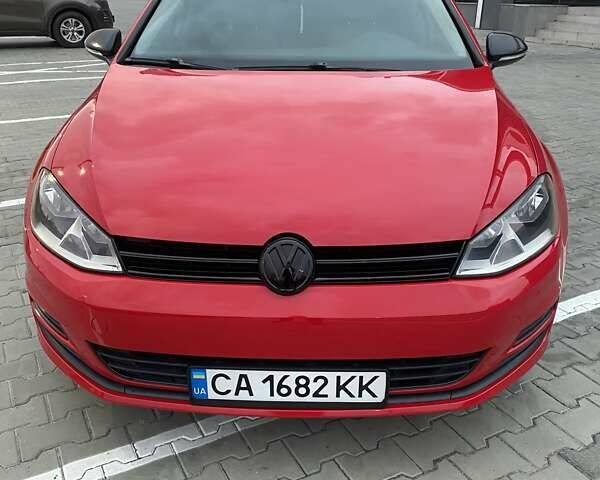 Красный Фольксваген Гольф, объемом двигателя 1.97 л и пробегом 146 тыс. км за 12950 $, фото 1 на Automoto.ua
