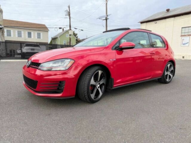 Червоний Фольксваген Гольф, об'ємом двигуна 2 л та пробігом 80 тис. км за 7800 $, фото 1 на Automoto.ua