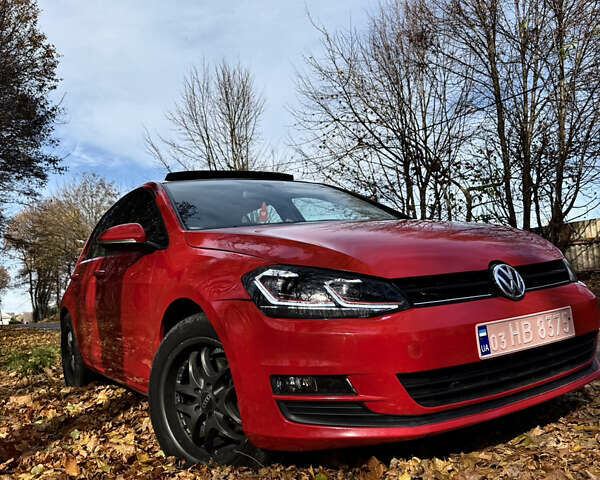 Красный Фольксваген Гольф, объемом двигателя 1.8 л и пробегом 136 тыс. км за 10900 $, фото 1 на Automoto.ua