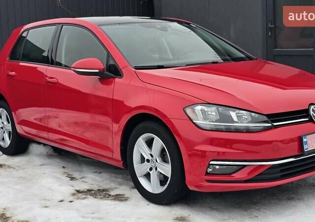 Красный Фольксваген Гольф, объемом двигателя 1.4 л и пробегом 109 тыс. км за 14900 $, фото 1 на Automoto.ua