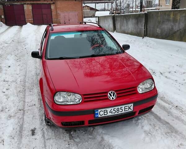 Червоний Фольксваген Гольф, об'ємом двигуна 1.6 л та пробігом 305 тис. км за 4100 $, фото 1 на Automoto.ua