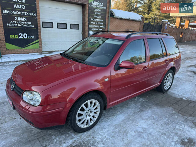 Червоний Фольксваген Гольф, об'ємом двигуна 1.6 л та пробігом 212 тис. км за 4700 $, фото 1 на Automoto.ua