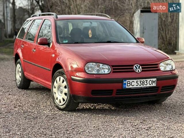 Красный Фольксваген Гольф, объемом двигателя 1.6 л и пробегом 187 тыс. км за 4150 $, фото 1 на Automoto.ua