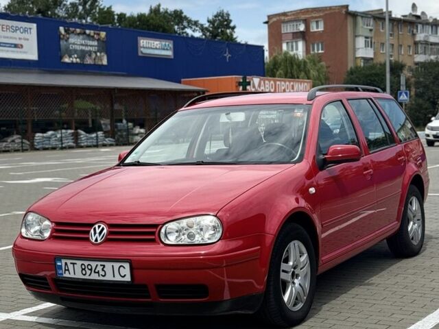 Красный Фольксваген Гольф, объемом двигателя 2 л и пробегом 198 тыс. км за 4950 $, фото 1 на Automoto.ua