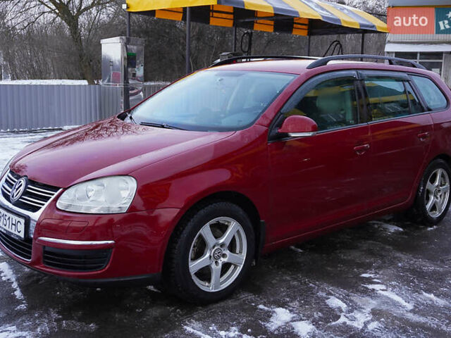 Червоний Фольксваген Гольф, об'ємом двигуна 1.6 л та пробігом 168 тис. км за 5800 $, фото 1 на Automoto.ua