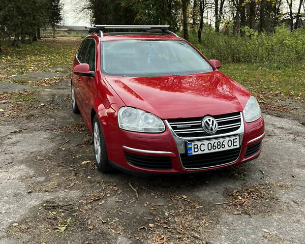 Червоний Фольксваген Гольф, об'ємом двигуна 1.9 л та пробігом 305 тис. км за 5999 $, фото 1 на Automoto.ua