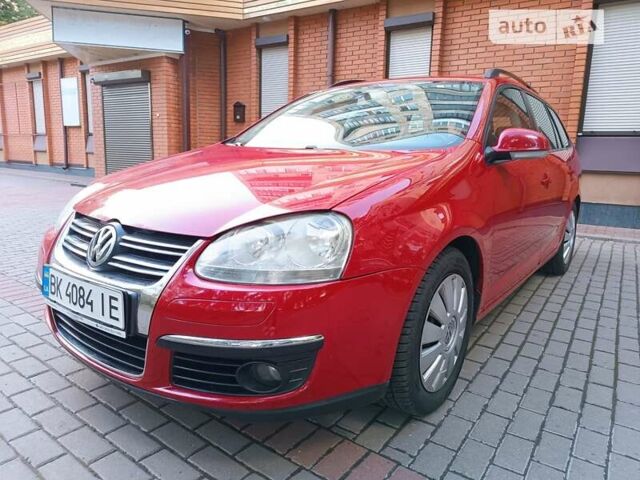 Червоний Фольксваген Гольф, об'ємом двигуна 1.6 л та пробігом 242 тис. км за 6455 $, фото 1 на Automoto.ua