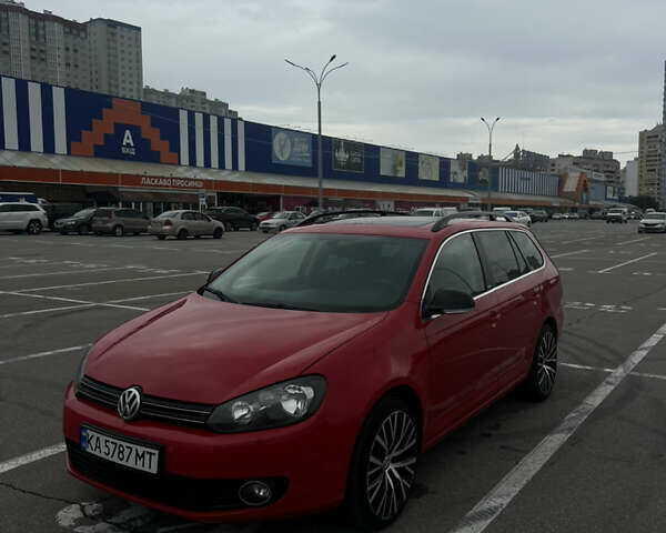 Червоний Фольксваген Гольф, об'ємом двигуна 1.6 л та пробігом 205 тис. км за 9999 $, фото 1 на Automoto.ua