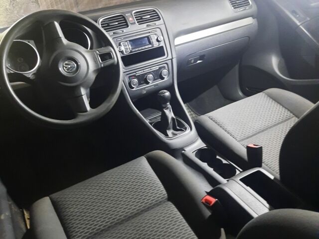 Червоний Фольксваген Гольф, об'ємом двигуна 0 л та пробігом 124 тис. км за 4500 $, фото 1 на Automoto.ua