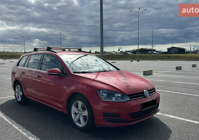 Красный Фольксваген Гольф, объемом двигателя 1.97 л и пробегом 177 тыс. км за 12400 $, фото 1 на Automoto.ua