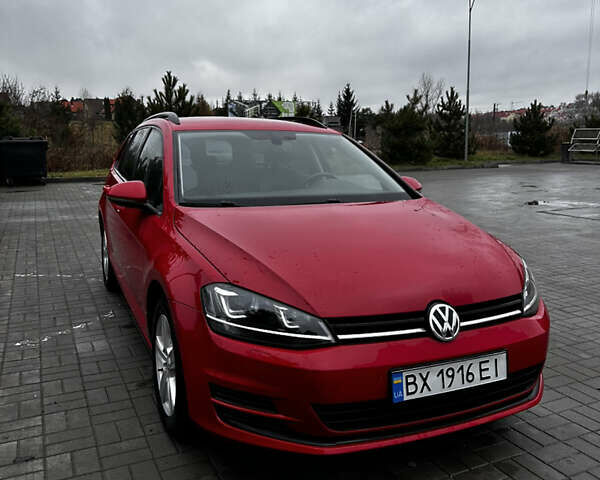 Красный Фольксваген Гольф, объемом двигателя 1.97 л и пробегом 268 тыс. км за 12700 $, фото 1 на Automoto.ua