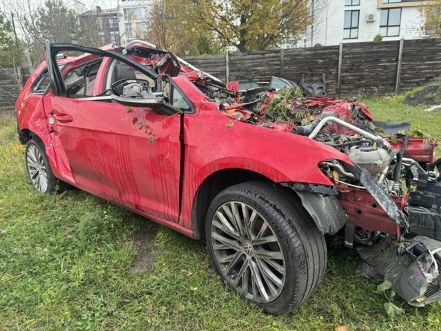 Красный Фольксваген Гольф, объемом двигателя 1.8 л и пробегом 90 тыс. км за 1700 $, фото 1 на Automoto.ua