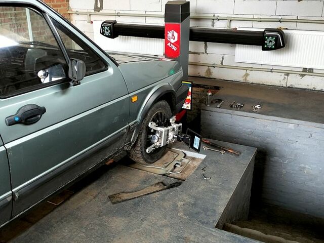 Фольксваген Гольф, объемом двигателя 1.8 л и пробегом 0 тыс. км за 1250 $, фото 1 на Automoto.ua