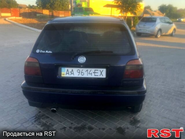 Фольксваген Гольф, объемом двигателя 1.8 л и пробегом 0 тыс. км за 1400 $, фото 1 на Automoto.ua