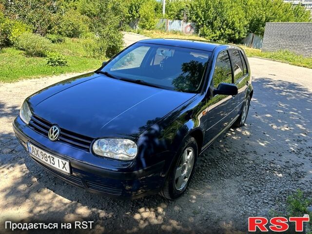 Фольксваген Гольф, объемом двигателя 2 л и пробегом 300 тыс. км за 3700 $, фото 1 на Automoto.ua