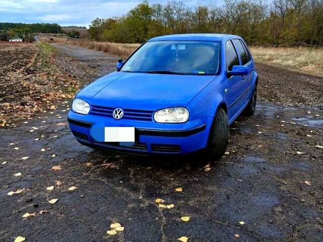 Фольксваген Гольф, объемом двигателя 1.9 л и пробегом 320 тыс. км за 3700 $, фото 1 на Automoto.ua