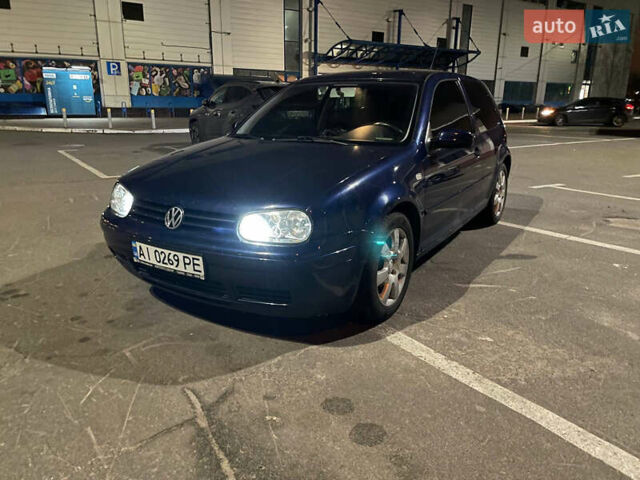 Фольксваген Гольф, объемом двигателя 1.6 л и пробегом 308 тыс. км за 3750 $, фото 1 на Automoto.ua