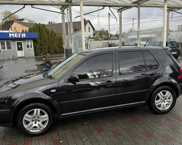 Фольксваген Гольф, объемом двигателя 1.39 л и пробегом 200 тыс. км за 4700 $, фото 1 на Automoto.ua