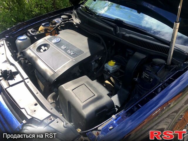 Фольксваген Гольф, объемом двигателя 1.6 л и пробегом 232 тыс. км за 3800 $, фото 1 на Automoto.ua