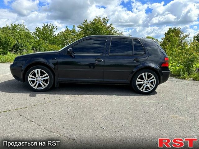 Фольксваген Гольф, объемом двигателя 1.6 л и пробегом 239 тыс. км за 4399 $, фото 1 на Automoto.ua