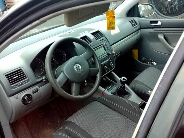 Фольксваген Гольф, об'ємом двигуна 1.4 л та пробігом 208 тис. км за 5500 $, фото 1 на Automoto.ua