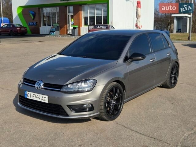 Фольксваген Гольф, объемом двигателя 2 л и пробегом 145 тыс. км за 12300 $, фото 1 на Automoto.ua