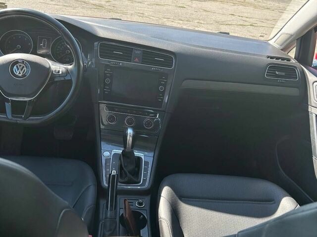 Фольксваген Гольф, объемом двигателя 0 л и пробегом 108 тыс. км за 13200 $, фото 1 на Automoto.ua
