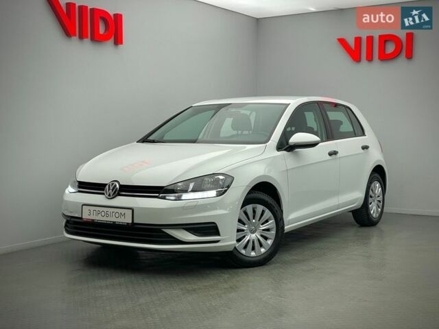Фольксваген Гольф, объемом двигателя 1 л и пробегом 118 тыс. км за 11136 $, фото 1 на Automoto.ua