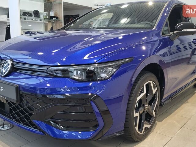 купити нове авто Фольксваген Гольф 2025 року від офіційного дилера Автодім Атлант на Дніпровській набережній Фольксваген фото