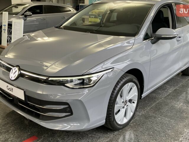 купить новое авто Фольксваген Гольф 2025 года от официального дилера Автодім Атлант на Вацлава Гавела Фольксваген фото